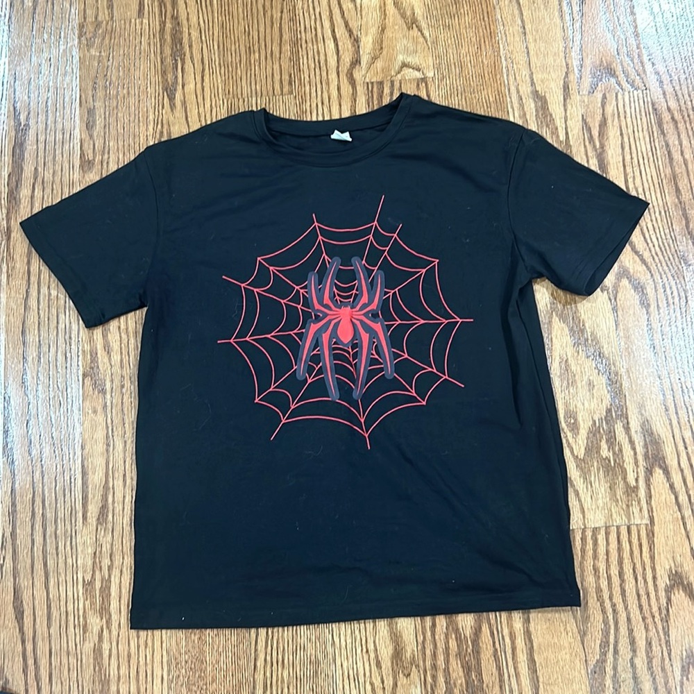 T shirt size 10/12 new kids